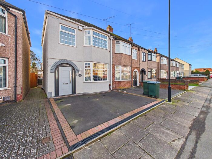 3 Bedroom End Of Terrace House For Sale In Rothesay Avenue, Tile Hill, Coventry, CV4