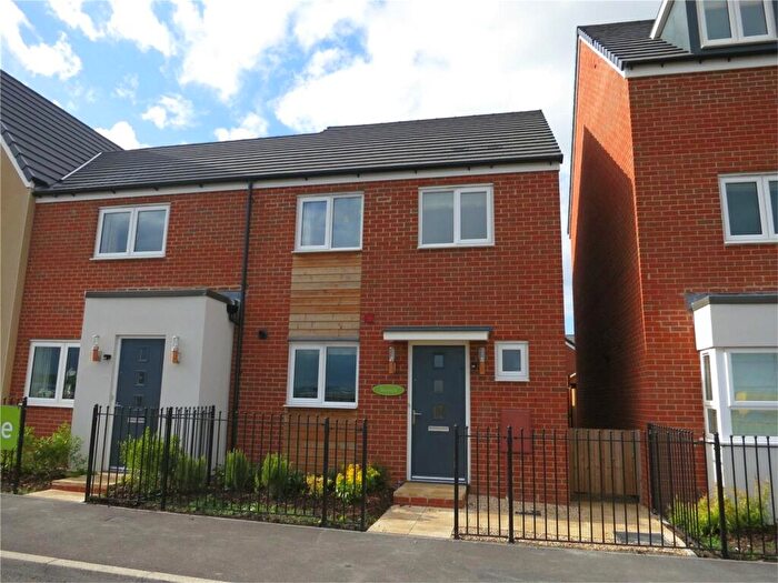 3 Bedroom End Of Terrace House To Rent In Skinners Croft, Patchway, Bristol, South Gloucestershire, BS34