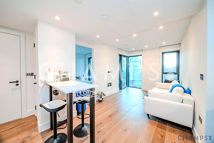 1 Bedroom Flat To Rent In Fountain Park Way, W12