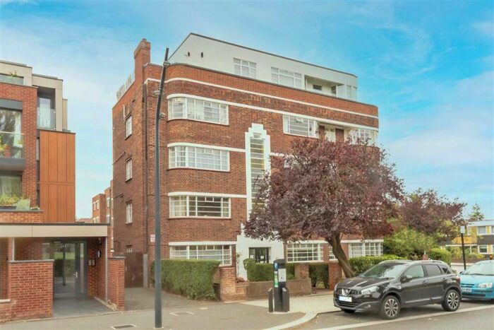 1 Bedroom Flat For Sale In Oman Avenue, Gladstone Park, NW2