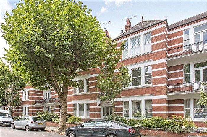 3 Bedroom Apartment To Rent In Riverview Gardens, Barnes, London, SW13