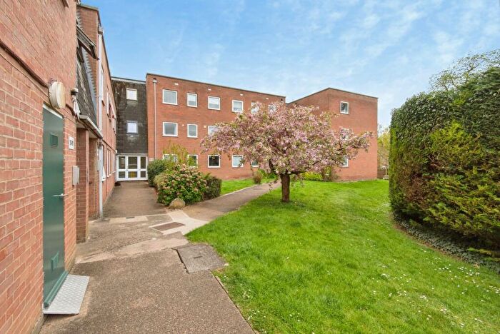 2 Bedroom Flat To Rent In Grove Court, Arlesey, SG15