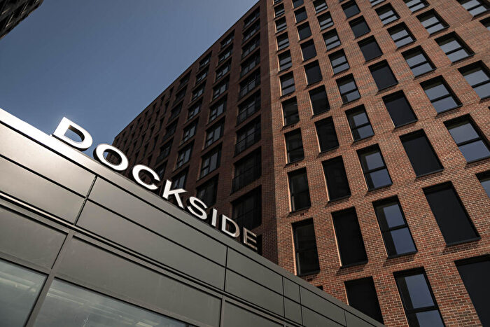 1 Bedroom Apartment To Rent In Dockside, Edinburgh, EH6