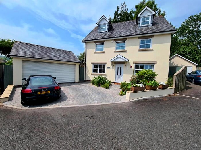 Houses for sale in Pencoed, CF35, Bridgend