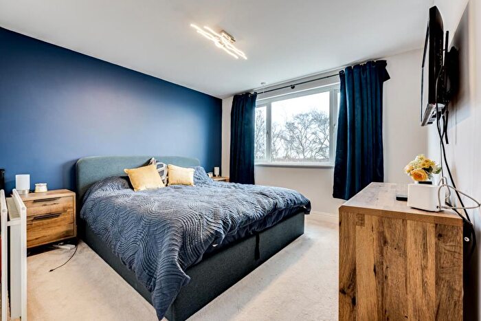 3 Bedroom Property For Sale In Churchill Way, Burton Latimer, NN15