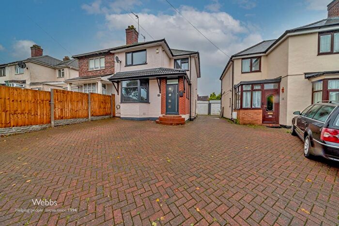 3 Bedroom Semi Detached House For Sale In Walker Road, Walsall, WS3