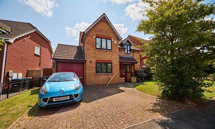 4 Bedroom Detached House To Rent In Gainsborough Avenue, Hinckley, LE10