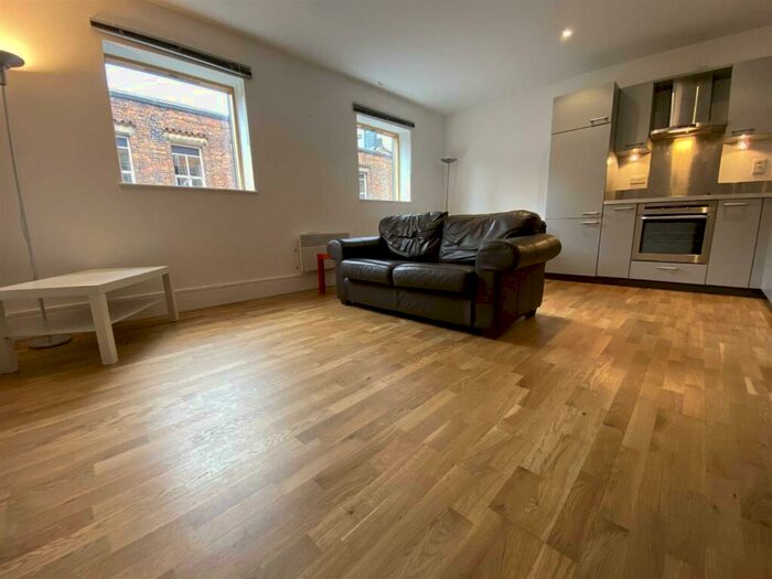 1 Bedroom Apartment To Rent In Lockes Yard, Great Marlborough Street, M1