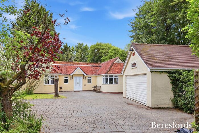 4 Bedroom Bungalow For Sale In Queenborough Lane, Great Notley, CM77