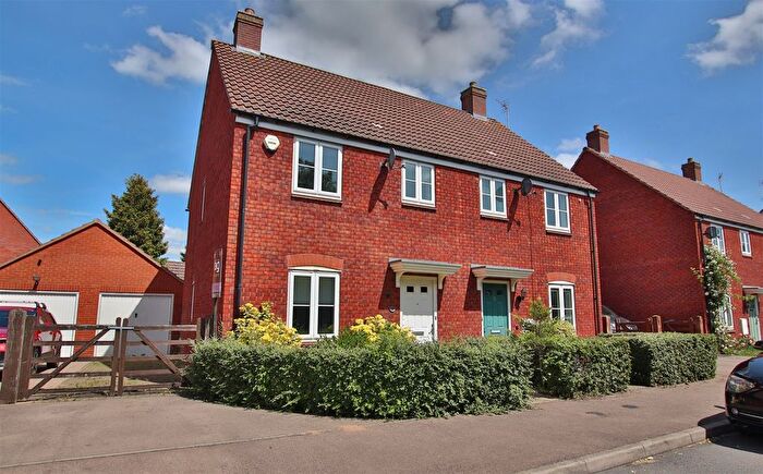 3 Bedroom Semi-Detached House For Sale In Nightingale Way, Walton Cardiff, Tewkesbury, GL20
