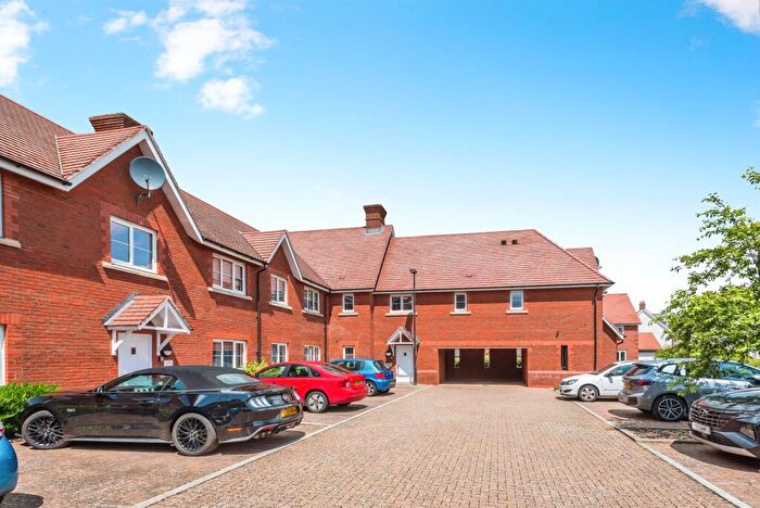 1 Bedroom Flat For Sale In Maizey Road, Tadpole Garden Village, Swindon, SN25