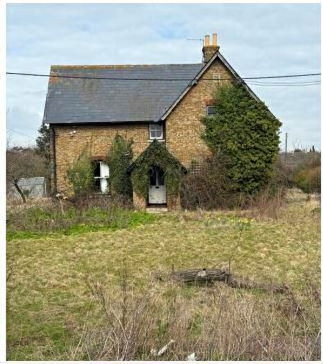 Detached House For Sale In Queenborough Road, Minster On Sea, Sheerness, ME12