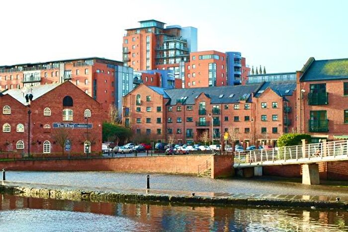 2 Bedroom Apartment To Rent In City Gate, Castlefield, M15