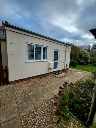 1 Bedroom Flat To Rent In Ellenborough Park South, Weston-Super-Mare, BS23