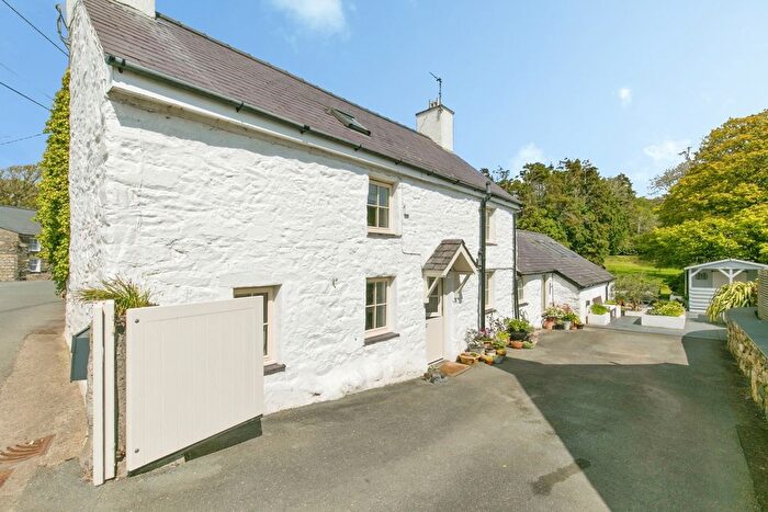 3 Bedroom Detached House For Sale In Llangian, Gwynedd, LL53