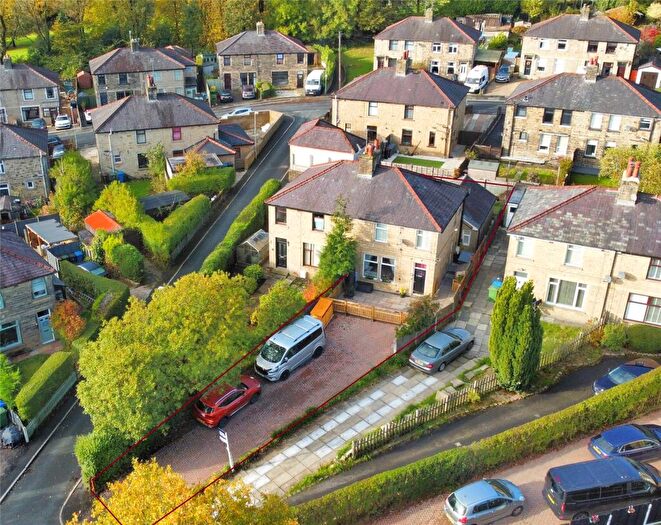 4 Bedroom Semi-Detached House For Sale In Barritt Road, Rawtenstall, Rossendale, BB4