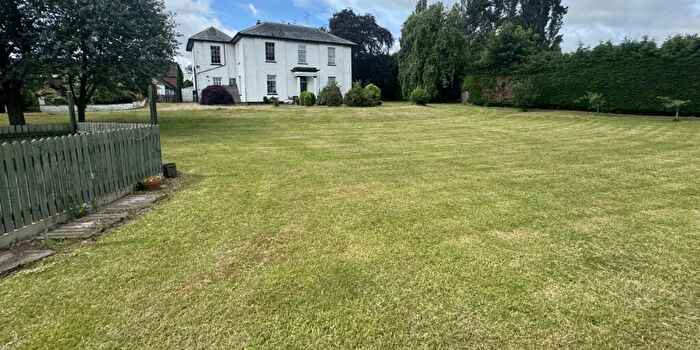 5 Bedroom Link Detached House For Sale In The Grange, Station Street, Whetstone, Leicester, LE8