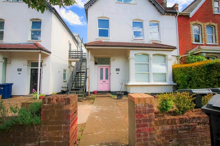 2 Bedroom Flat To Rent In Sunningfields Road, Hendon, NW4