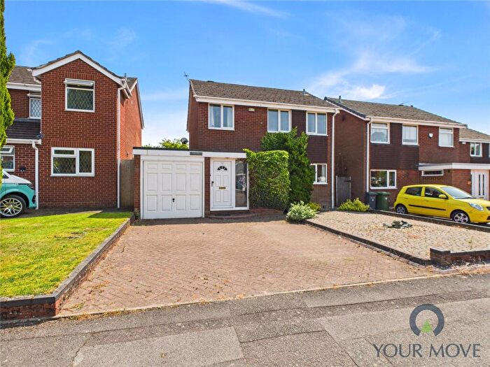 3 Bedroom Detached House For Sale In Willow Drive, Cheswick Green, Solihull, West Midlands, B90