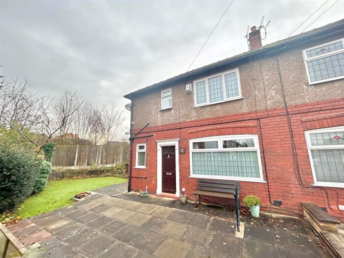 3 Bedroom Semi Detached House For Sale In Rosebury Avenue, Leigh, WN7