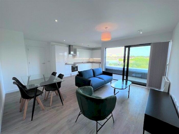 1 Bedroom Flat To Rent In Leacon Road, Ashford, TN23