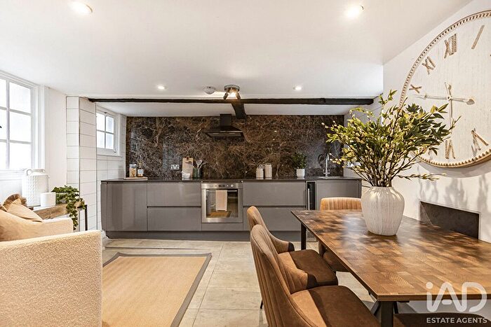 2 Bedroom Terraced House For Sale In Basbow Lane, Bishops Stortford, CM23