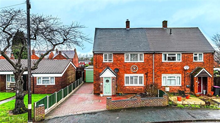 3 Bedroom Semi Detached House For Sale In Coronation Crescent, Shuttington, Tamworth, Warwickshire, B79