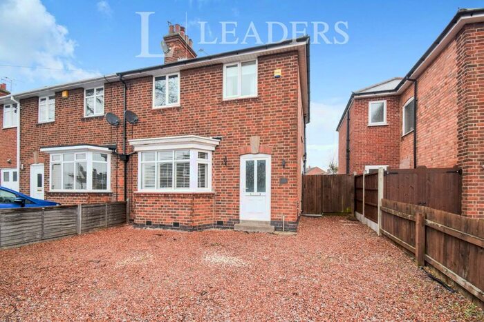 3 Bedroom Semi-Detached House To Rent In Barkby Road, Syston, LE7