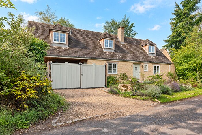 4 Bedroom Detached House For Sale In Park Lane, Long Hanborough, OX29