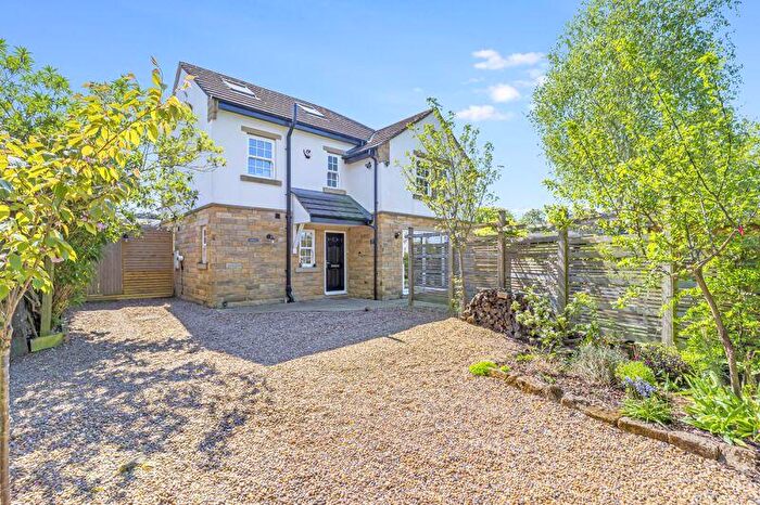 4 Bedroom Detached House For Sale In Menston, LS29