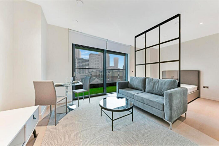 Studio To Rent In Bagshaw Building, Wardian, E14