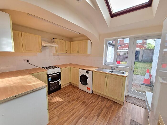 4 Bedroom Terraced House To Rent In Chesham Street, Leamington Spa, CV31