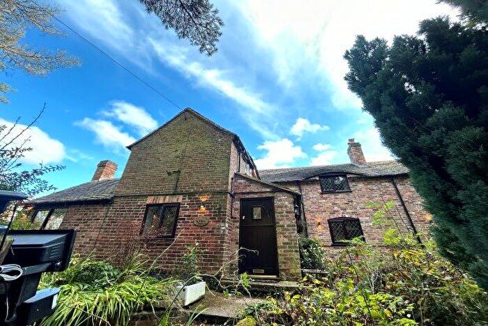 4 Bedroom Property To Rent In Netherhall Road, Swadlincote, DE11