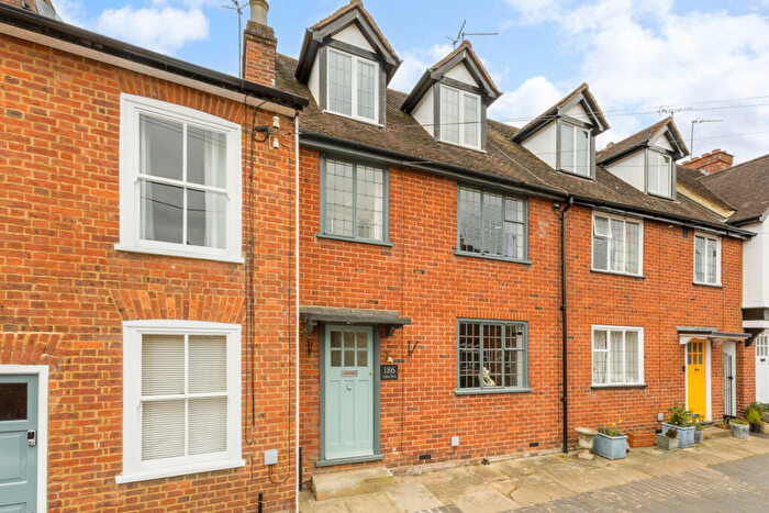 3 Bedroom Terraced House For Sale In Fishpool Street, St. Albans, AL3