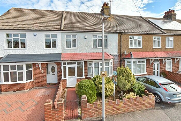 3 Bedroom Terraced House For Sale In Osprey Avenue, Gillingham, Kent, ME7