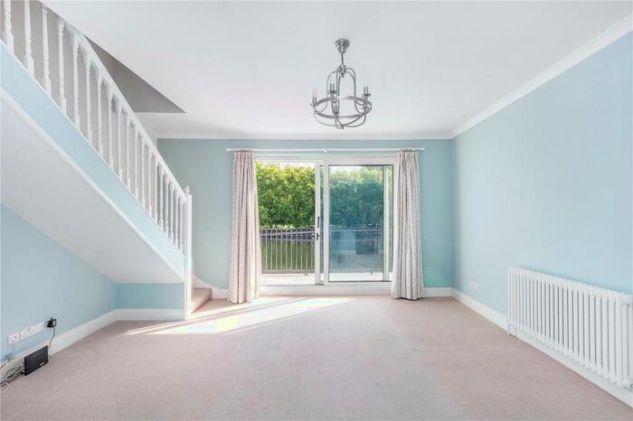 2 Bedroom Apartment To Rent In Salamander Quay, Lower Teddington Road, Kingston Upon Thames, Surrey, KT1