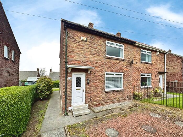 2 Bedroom Semi-Detached House For Sale In Heddon View, Ryton, NE40