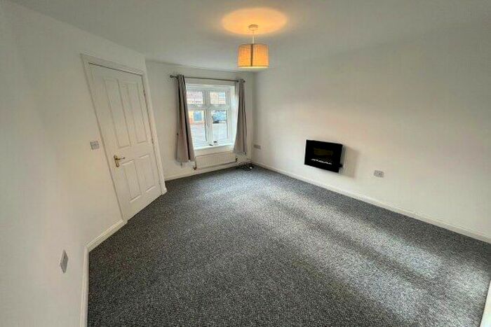 2 Bedroom Semi-Detached House To Rent In Housesteads Gardens, Newcastle Upon Tyne, NE12