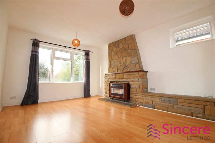 3 Bedroom Apartment To Rent In Howard Road, Walthamstow, E17