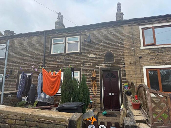 1 Bedroom House To Rent In New House Lane, Clayton Heights, Bradford, BD13
