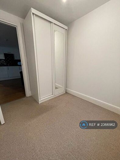 2 Bedroom Flat To Rent In Derngate, Northampton, NN1