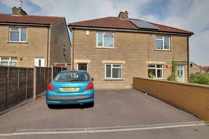 3 Bedroom Semi-Detached House To Rent In Broadway, Frome, BA11