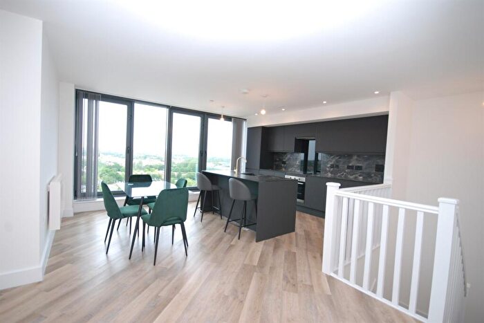 2 Bedroom Apartment To Rent In Regents Plaza, Regent Farm Road, Gosforth, NE3