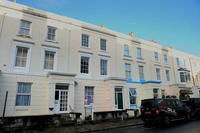 1 Bedroom Flat To Rent In Citadel Road, The Hoe, PL1