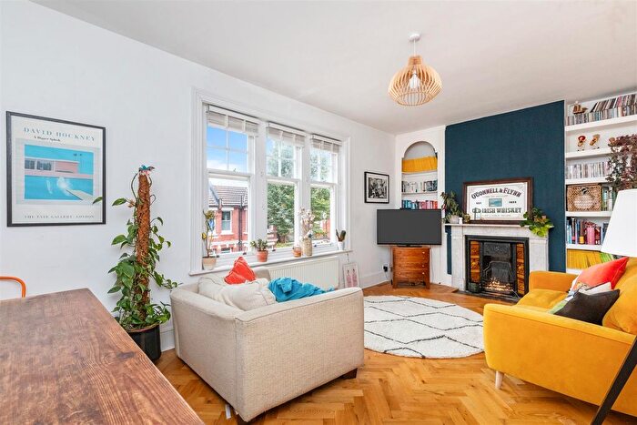 3 Bedroom Maisonette For Sale In Highdown Road, Hove, Brighton Amp; Hove, BN3