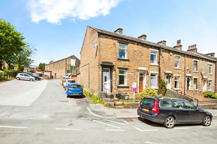 2 Bedroom End Of Terrace House For Sale In Clifby, Highroad Well Lane, Halifax, HX2