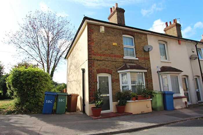 Detached House To Rent In Ufton LaneSittingbourneKent, ME10