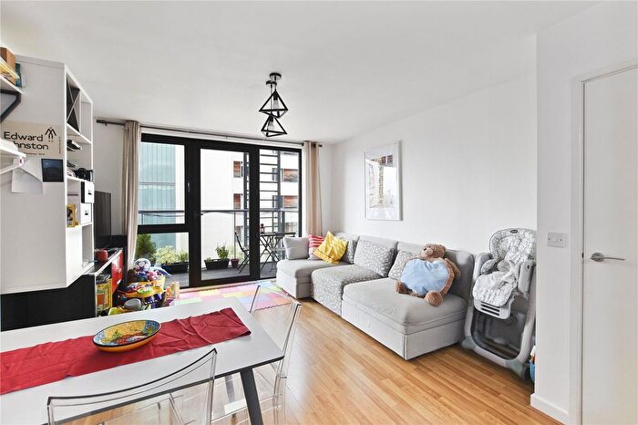 1 Bedroom Flat For Sale In John Wetherby Court, High Street, Stratford, London, E15