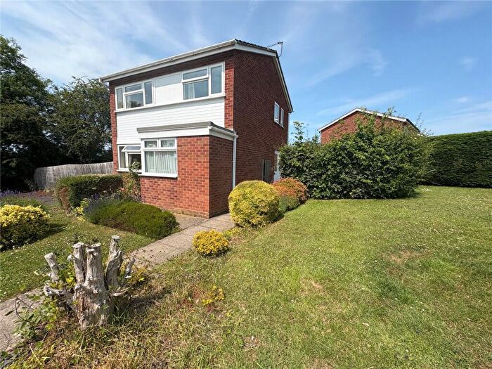 3 Bedroom Detached House For Sale In Fishers Close, Kilsby, Northamptonshire, CV23