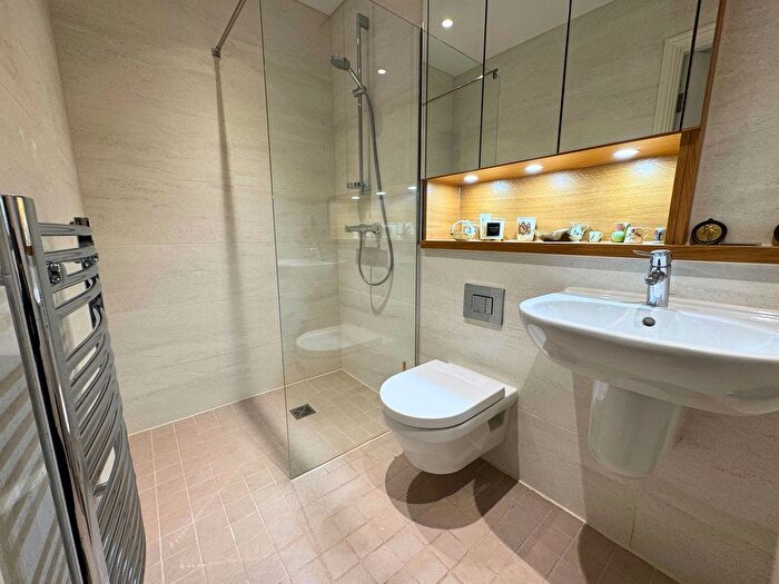 2 Bedroom Terraced House For Sale In Teal Way, Exeter, EX2